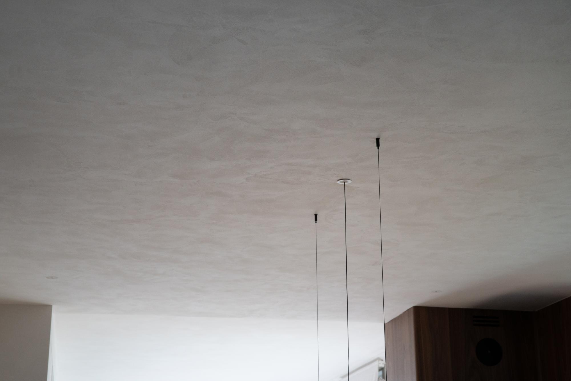 beau ceiling beige