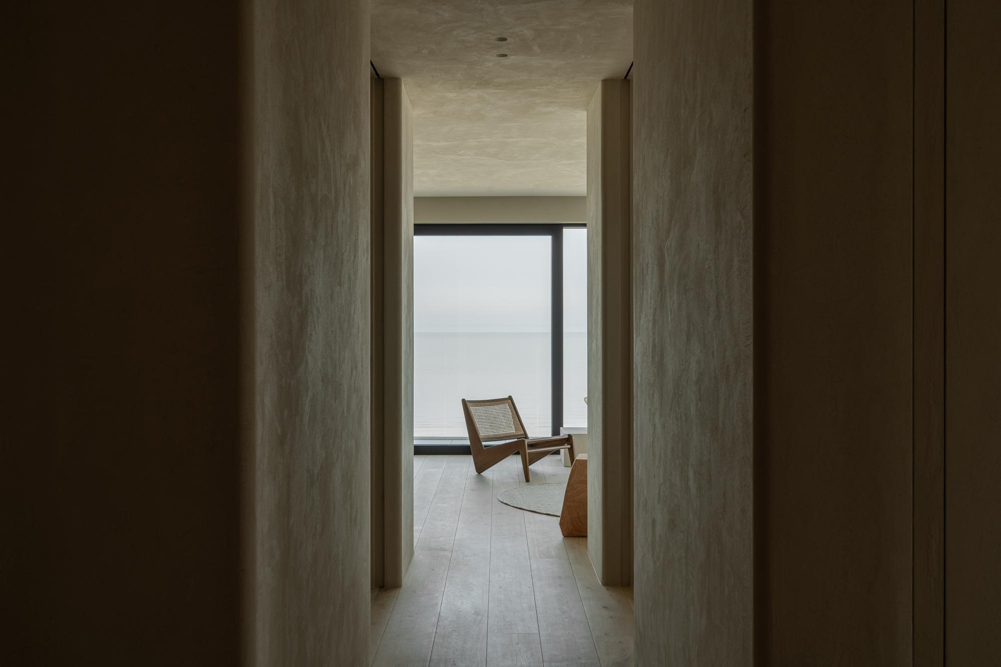 Apartment claystuc beige