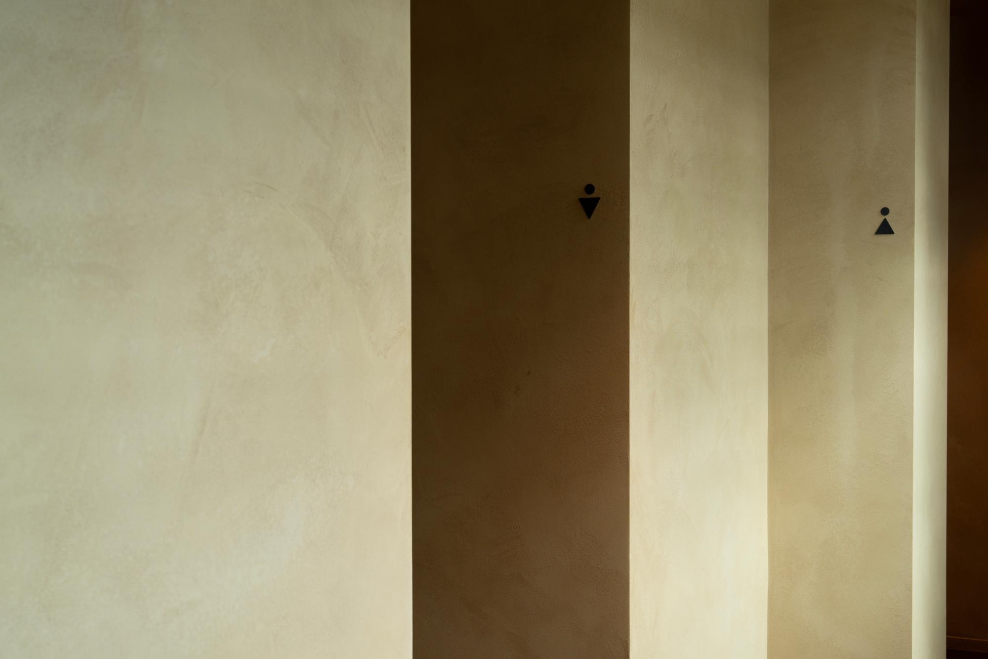 restaurant claystuc grit beige