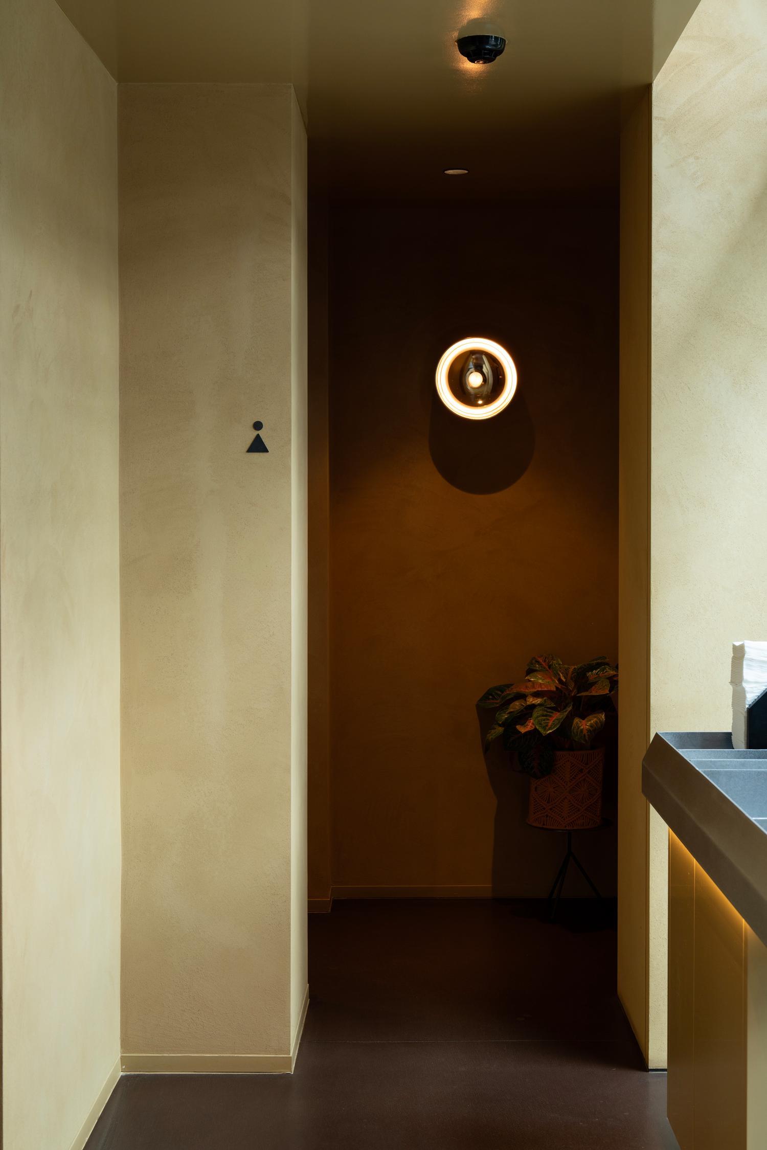 restaurant claystuc grit beige