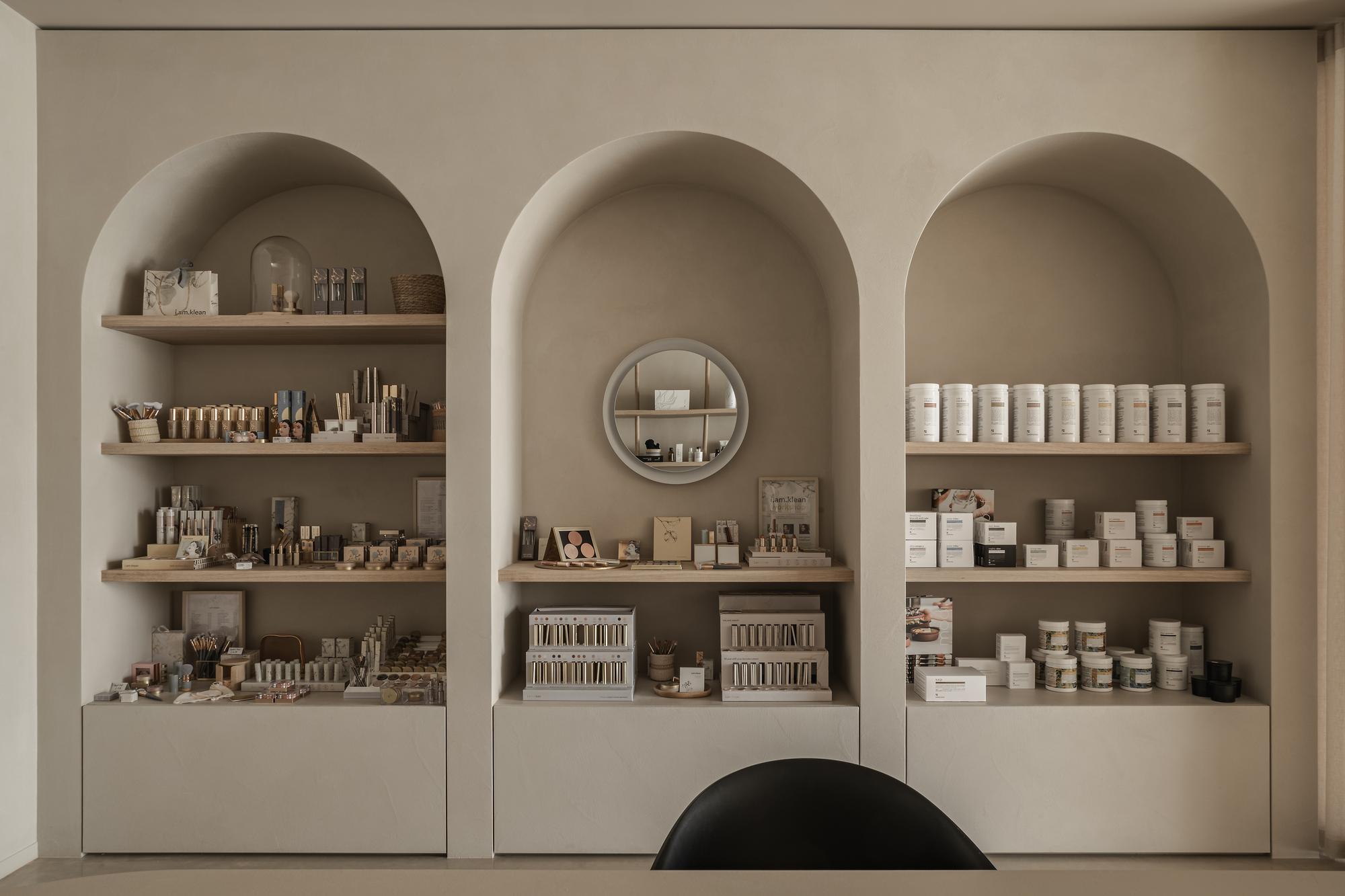 instituut babette wall claystuc beige