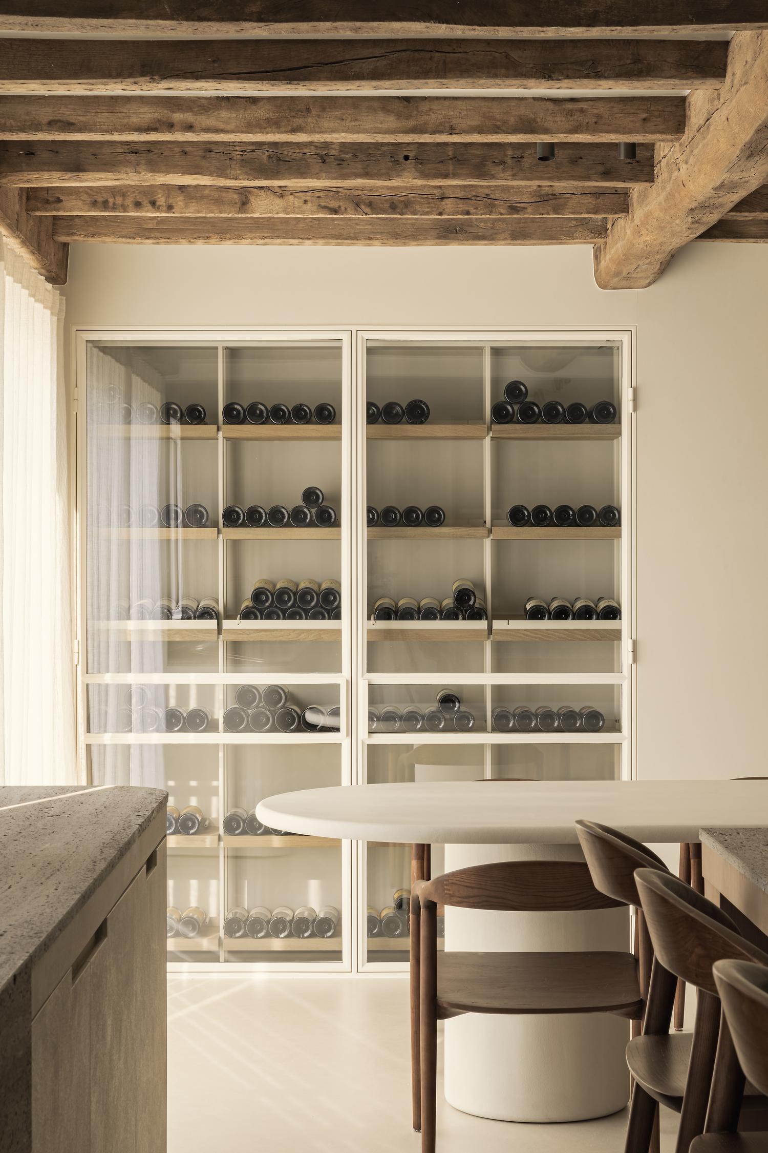 stone-art-beige-residence