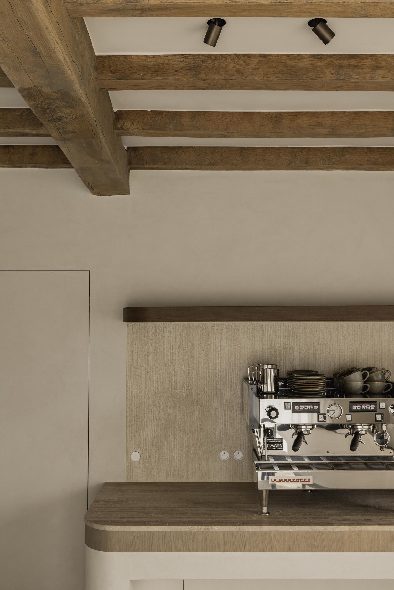 kitchen claystuc original beige